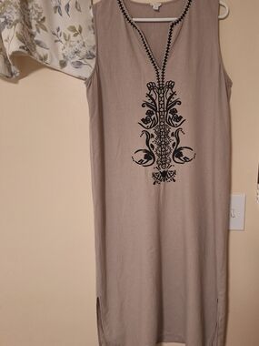 Sigrid Olsen Sleeveless Taupe Embroidered Tunic Top